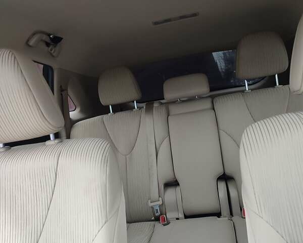 Білий Тойота Венза, об'ємом двигуна 2.7 л та пробігом 154 тис. км за 13300 $, фото 13 на Automoto.ua