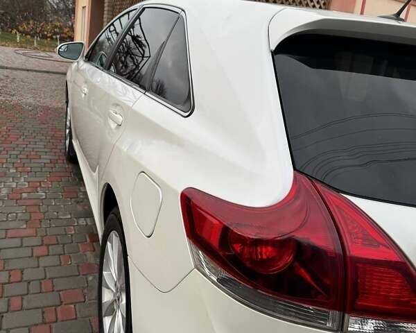 Белый Тойота Венза, объемом двигателя 2.7 л и пробегом 83 тыс. км за 15000 $, фото 24 на Automoto.ua