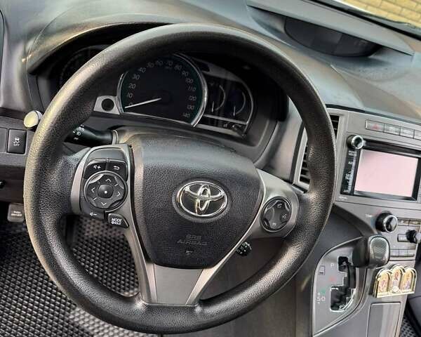 Белый Тойота Венза, объемом двигателя 2.7 л и пробегом 83 тыс. км за 15000 $, фото 13 на Automoto.ua