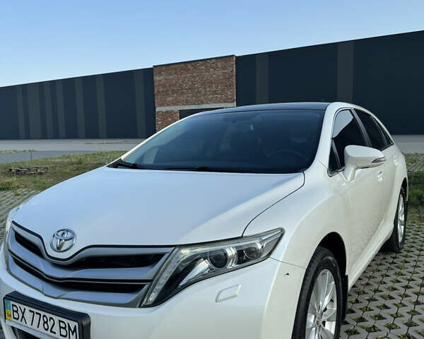 Белый Тойота Венза, объемом двигателя 2.7 л и пробегом 218 тыс. км за 17200 $, фото 7 на Automoto.ua