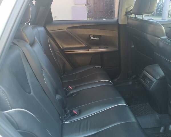 Білий Тойота Венза, об'ємом двигуна 2.67 л та пробігом 161 тис. км за 16800 $, фото 9 на Automoto.ua