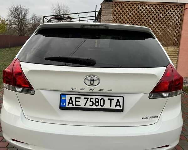 Белый Тойота Венза, объемом двигателя 2.7 л и пробегом 83 тыс. км за 15000 $, фото 10 на Automoto.ua