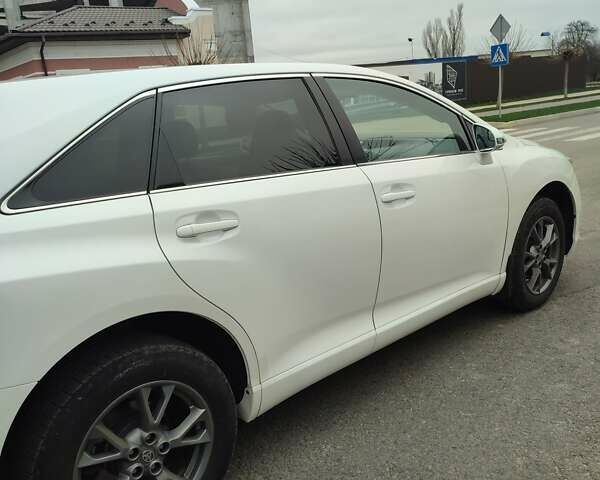 Білий Тойота Венза, об'ємом двигуна 2.7 л та пробігом 154 тис. км за 13300 $, фото 3 на Automoto.ua