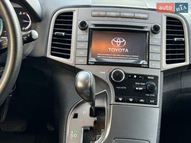 Белый Тойота Венза, объемом двигателя 2.7 л и пробегом 138 тыс. км за 15900 $, фото 11 на Automoto.ua