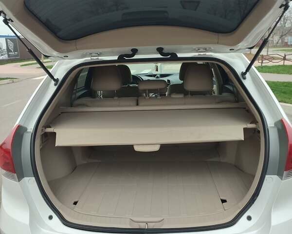 Білий Тойота Венза, об'ємом двигуна 2.7 л та пробігом 154 тис. км за 13300 $, фото 14 на Automoto.ua