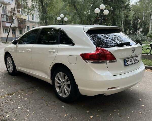 Белый Тойота Венза, объемом двигателя 2.67 л и пробегом 151 тыс. км за 13898 $, фото 9 на Automoto.ua