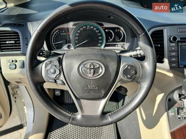 Білий Тойота Венза, об'ємом двигуна 3.46 л та пробігом 130 тис. км за 18990 $, фото 14 на Automoto.ua