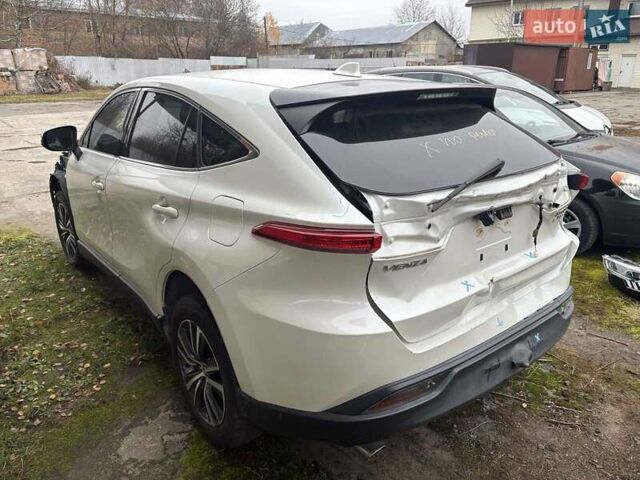 Белый Тойота Венза, объемом двигателя 2.49 л и пробегом 140 тыс. км за 19999 $, фото 3 на Automoto.ua