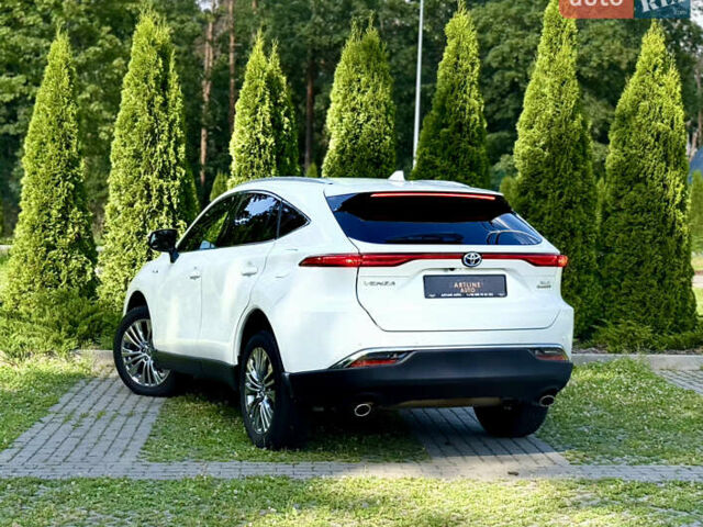 Тойота Венза 2021 в Харькове на Automoto.ua Белый Тойота Венза, объемом двигателя 2.49 л и пробегом 59 тыс. км за 27300 $, фото 2 на Automoto.ua