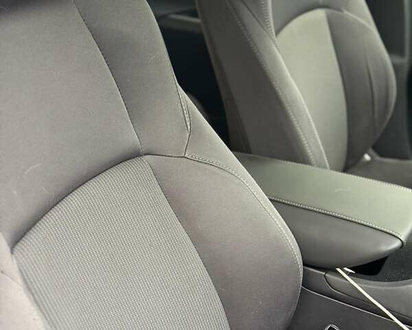 Белый Тойота Венза, объемом двигателя 2.49 л и пробегом 202 тыс. км за 26799 $, фото 12 на Automoto.ua