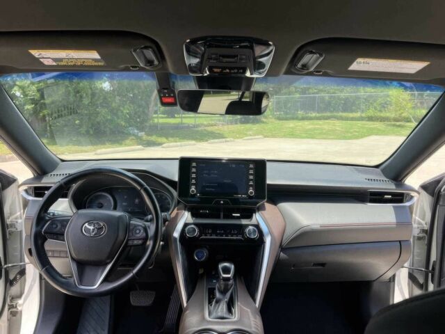 Белый Тойота Венза, объемом двигателя 2 л и пробегом 17 тыс. км за 15500 $, фото 7 на Automoto.ua