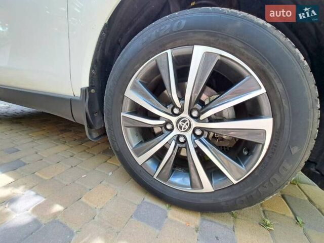 Білий Тойота Венза, об'ємом двигуна 2.49 л та пробігом 49 тис. км за 27500 $, фото 13 на Automoto.ua