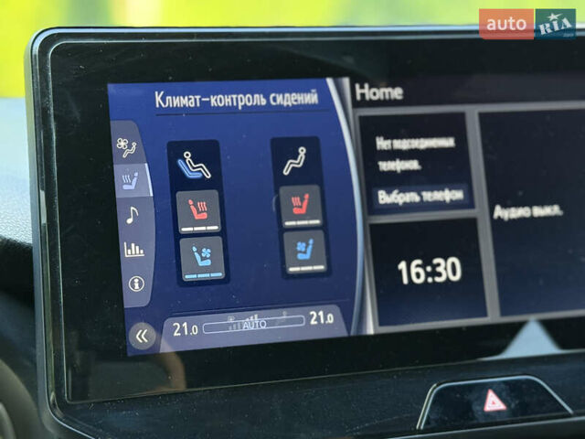 Тойота Венза 2021 в Харькове на Automoto.ua Белый Тойота Венза, объемом двигателя 2.49 л и пробегом 59 тыс. км за 27300 $, фото 41 на Automoto.ua