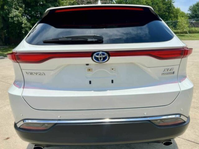 Белый Тойота Венза, объемом двигателя 2.5 л и пробегом 11 тыс. км за 12700 $, фото 5 на Automoto.ua