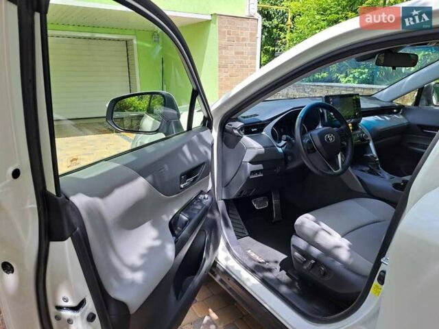 Білий Тойота Венза, об'ємом двигуна 2.49 л та пробігом 49 тис. км за 27500 $, фото 3 на Automoto.ua