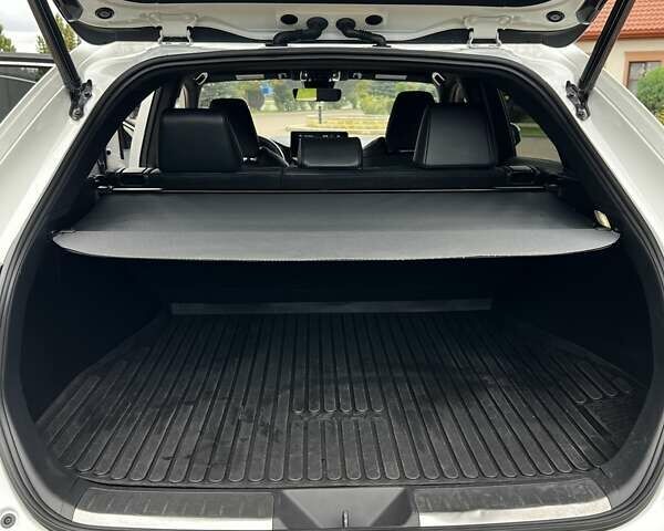 Тойота Венза 2022 в Ивано-Франковске на Automoto.ua Белый Тойота Венза, объемом двигателя 2.49 л и пробегом 77 тыс. км за 33500 $, фото 28 на Automoto.ua