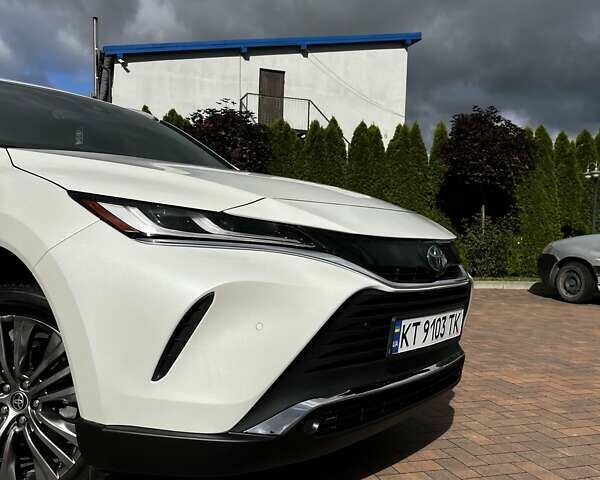 Тойота Венза 2022 в Ивано-Франковске на Automoto.ua Белый Тойота Венза, объемом двигателя 2.49 л и пробегом 77 тыс. км за 33500 $, фото 2 на Automoto.ua