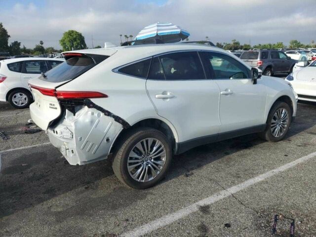 Белый Тойота Венза, объемом двигателя 2.5 л и пробегом 37 тыс. км за 11500 $, фото 2 на Automoto.ua