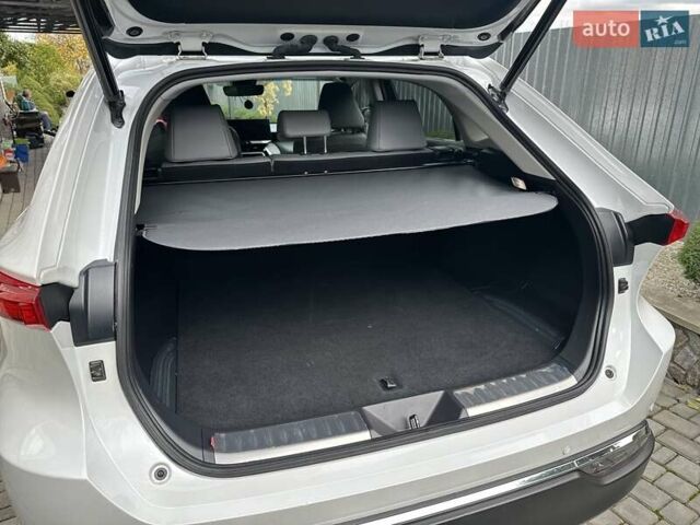 Белый Тойота Венза, объемом двигателя 2.49 л и пробегом 28 тыс. км за 34900 $, фото 18 на Automoto.ua