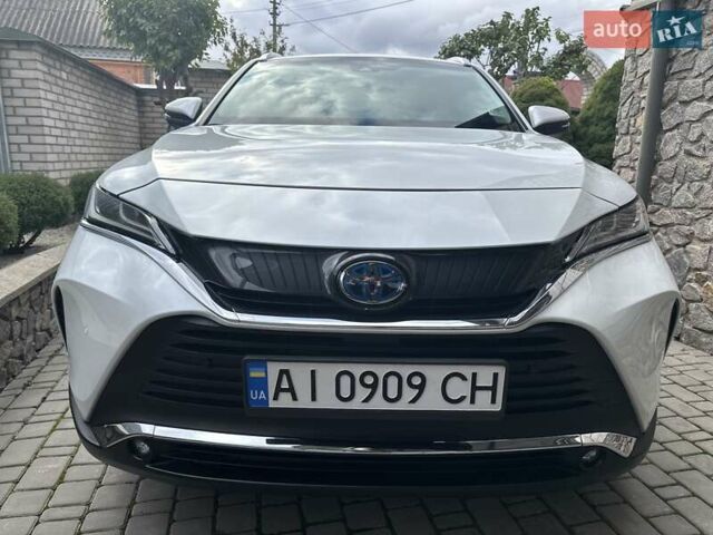 Белый Тойота Венза, объемом двигателя 2.49 л и пробегом 28 тыс. км за 34900 $, фото 2 на Automoto.ua