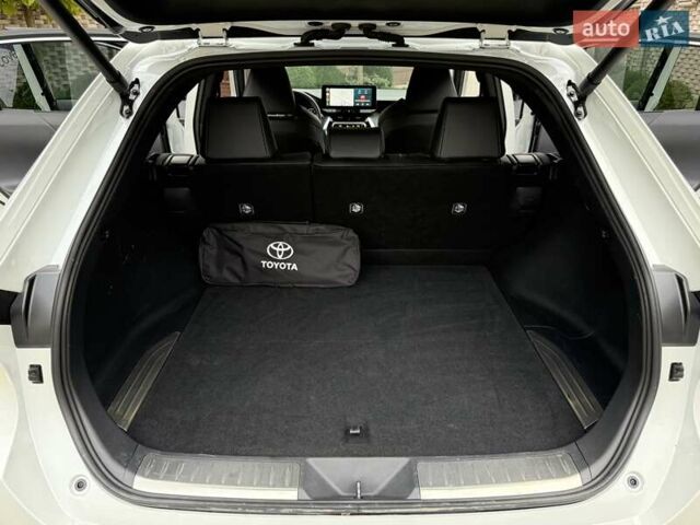 Белый Тойота Венза, объемом двигателя 2.49 л и пробегом 9 тыс. км за 36800 $, фото 44 на Automoto.ua