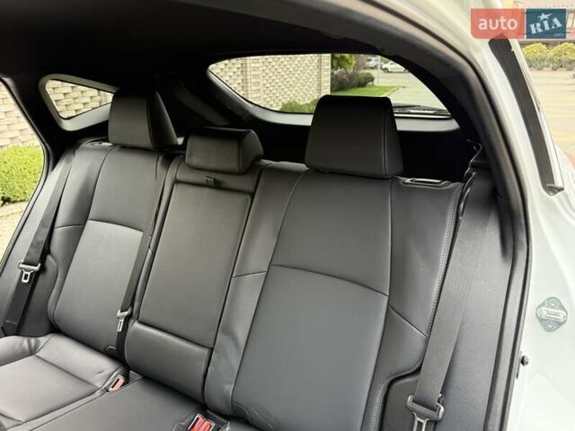 Белый Тойота Венза, объемом двигателя 2.49 л и пробегом 9 тыс. км за 36800 $, фото 38 на Automoto.ua