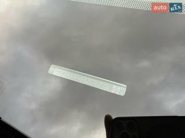 Белый Тойота Венза, объемом двигателя 2.49 л и пробегом 9 тыс. км за 36800 $, фото 20 на Automoto.ua