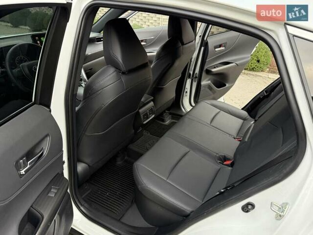 Белый Тойота Венза, объемом двигателя 2.49 л и пробегом 9 тыс. км за 36800 $, фото 36 на Automoto.ua