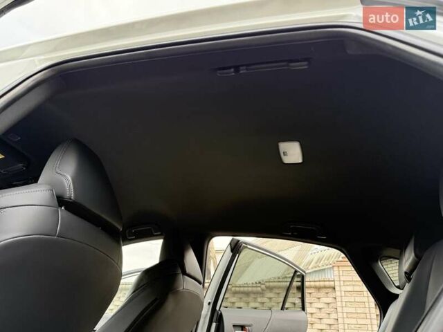 Белый Тойота Венза, объемом двигателя 2.49 л и пробегом 9 тыс. км за 36800 $, фото 35 на Automoto.ua