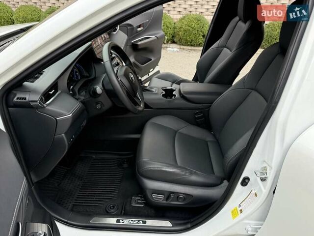 Белый Тойота Венза, объемом двигателя 2.49 л и пробегом 9 тыс. км за 36800 $, фото 40 на Automoto.ua