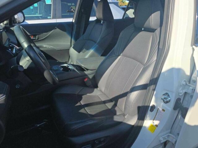 Белый Тойота Венза, объемом двигателя 0 л и пробегом 12 тыс. км за 33200 $, фото 5 на Automoto.ua