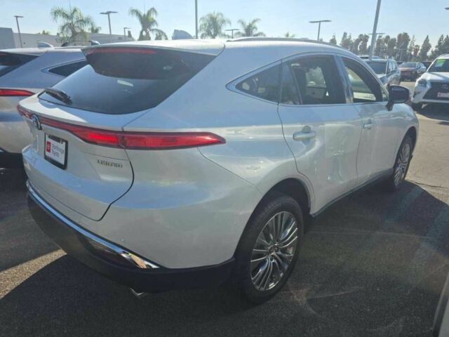 Белый Тойота Венза, объемом двигателя 0 л и пробегом 12 тыс. км за 33200 $, фото 2 на Automoto.ua