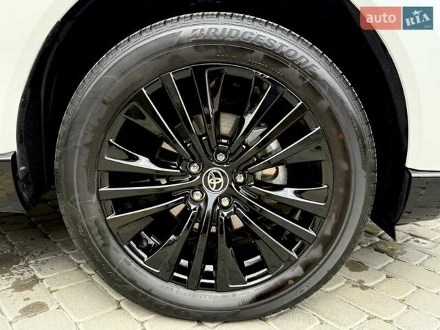 Белый Тойота Венза, объемом двигателя 2.49 л и пробегом 9 тыс. км за 36800 $, фото 10 на Automoto.ua