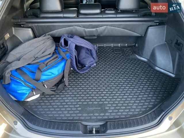 Бежевый Тойота Венза, объемом двигателя 2.7 л и пробегом 180 тыс. км за 15700 $, фото 37 на Automoto.ua