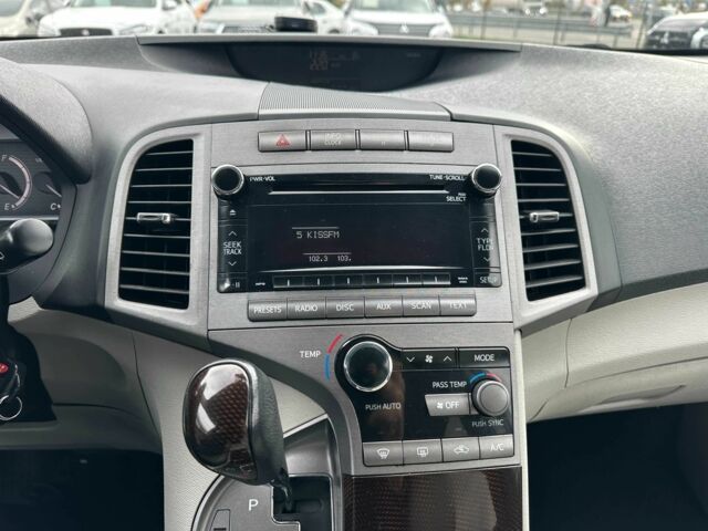 Чорний Тойота Венза, об'ємом двигуна 2.7 л та пробігом 267 тис. км за 11300 $, фото 12 на Automoto.ua