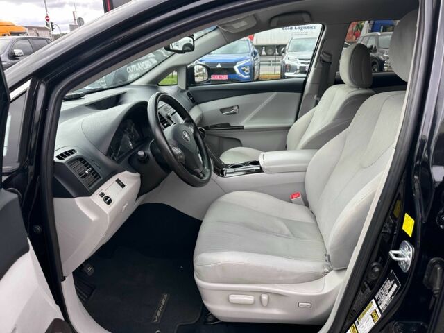 Чорний Тойота Венза, об'ємом двигуна 2.7 л та пробігом 267 тис. км за 11300 $, фото 9 на Automoto.ua