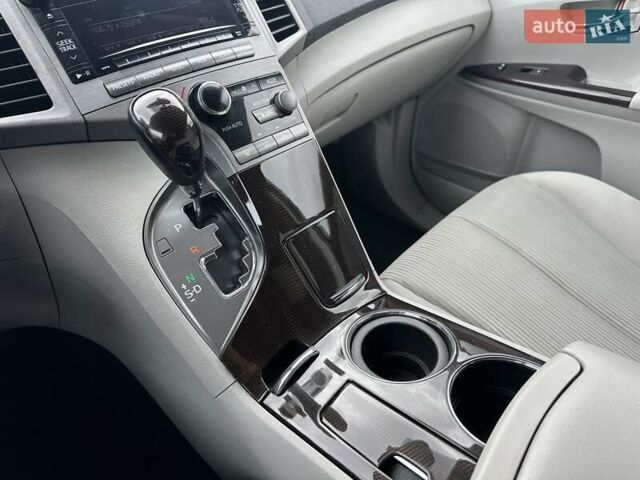 Тойота Венза 2010 в Киеве на Automoto.ua Черный Тойота Венза, объемом двигателя 2.7 л и пробегом 267 тыс. км за 11300 $, фото 20 на Automoto.ua
