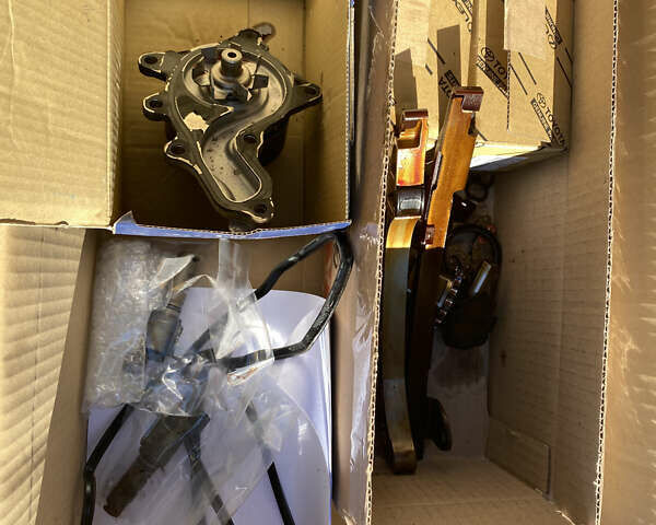 Чорний Тойота Венза, об'ємом двигуна 2.7 л та пробігом 250 тис. км за 14500 $, фото 15 на Automoto.ua