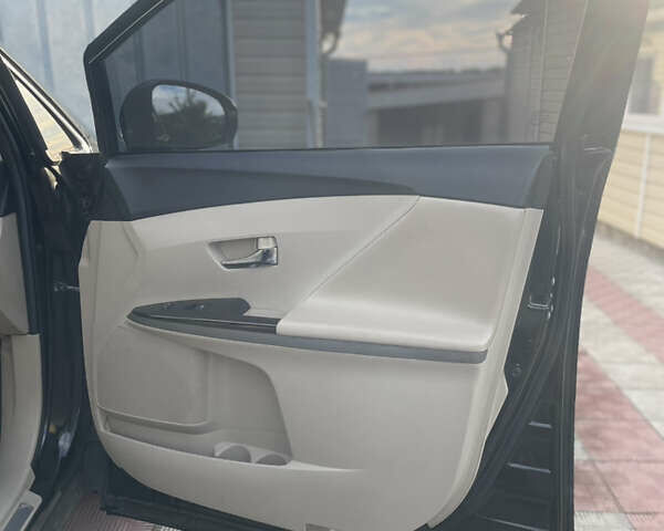 Черный Тойота Венза, объемом двигателя 2.67 л и пробегом 324 тыс. км за 11500 $, фото 13 на Automoto.ua