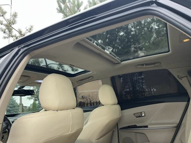 Черный Тойота Венза, объемом двигателя 2.7 л и пробегом 330 тыс. км за 12000 $, фото 12 на Automoto.ua