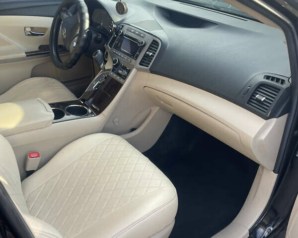 Черный Тойота Венза, объемом двигателя 2.67 л и пробегом 324 тыс. км за 11500 $, фото 10 на Automoto.ua