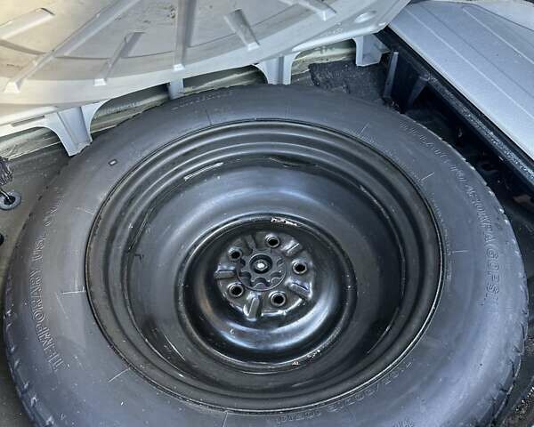 Черный Тойота Венза, объемом двигателя 2.7 л и пробегом 249 тыс. км за 12800 $, фото 14 на Automoto.ua