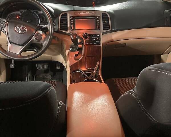 Черный Тойота Венза, объемом двигателя 2.7 л и пробегом 204 тыс. км за 12499 $, фото 3 на Automoto.ua