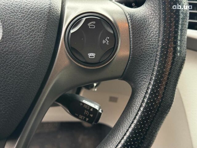 Чорний Тойота Венза, об'ємом двигуна 2.7 л та пробігом 155 тис. км за 14480 $, фото 16 на Automoto.ua