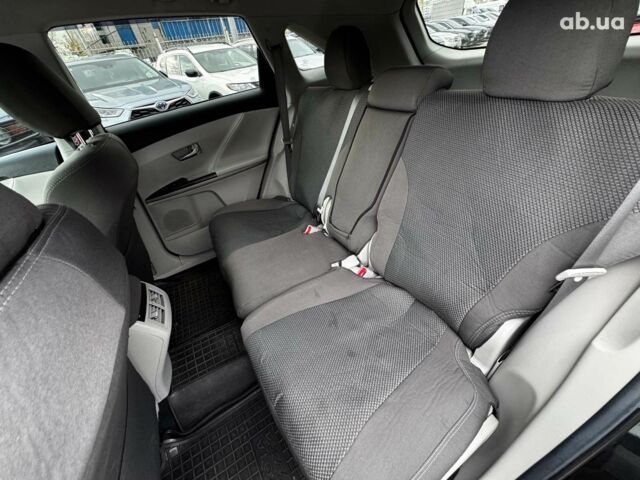 Чорний Тойота Венза, об'ємом двигуна 2.7 л та пробігом 155 тис. км за 14480 $, фото 19 на Automoto.ua