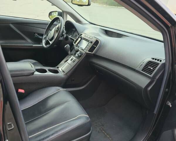 Черный Тойота Венза, объемом двигателя 3.46 л и пробегом 112 тыс. км за 18500 $, фото 2 на Automoto.ua