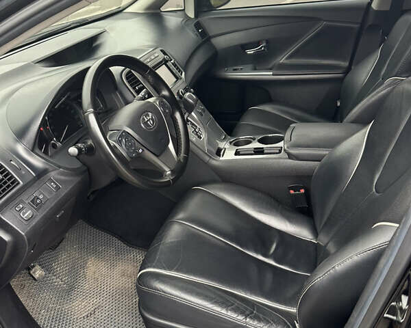 Черный Тойота Венза, объемом двигателя 2.67 л и пробегом 107 тыс. км за 18900 $, фото 3 на Automoto.ua