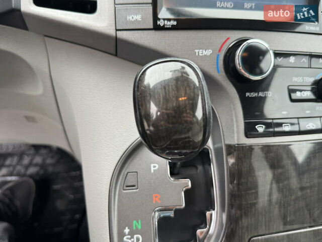 Тойота Венза 2015 в Хмельницком на Automoto.ua Черный Тойота Венза, объемом двигателя 2.67 л и пробегом 240 тыс. км за 12750 $, фото 32 на Automoto.ua