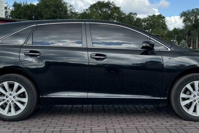 Черный Тойота Венза, объемом двигателя 2.7 л и пробегом 220 тыс. км за 12999 $, фото 3 на Automoto.ua
