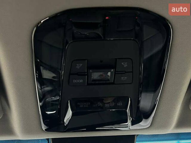 Чорний Тойота Венза, об'ємом двигуна 2.49 л та пробігом 77 тис. км за 31900 $, фото 12 на Automoto.ua